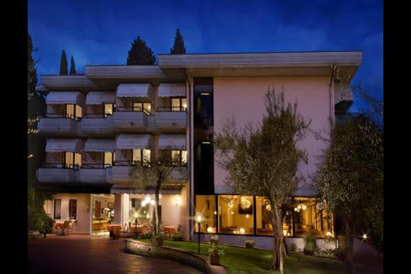 Hotel Desiree - Garda Lake Collection Sirmione Exterior photo